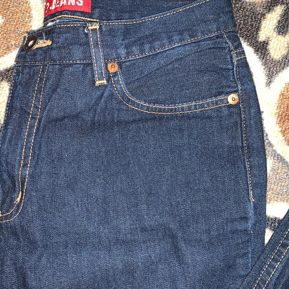 Guess Flare Jeans - Picture 3 of 11